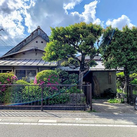 Guest House Yukari Tsuru Eksteriør bilde