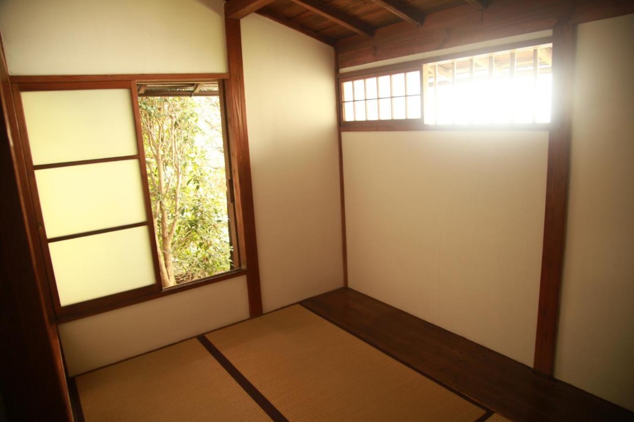 Guest House Yukari Tsuru Eksteriør bilde