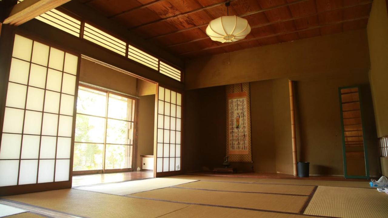 Guest House Yukari Tsuru Eksteriør bilde